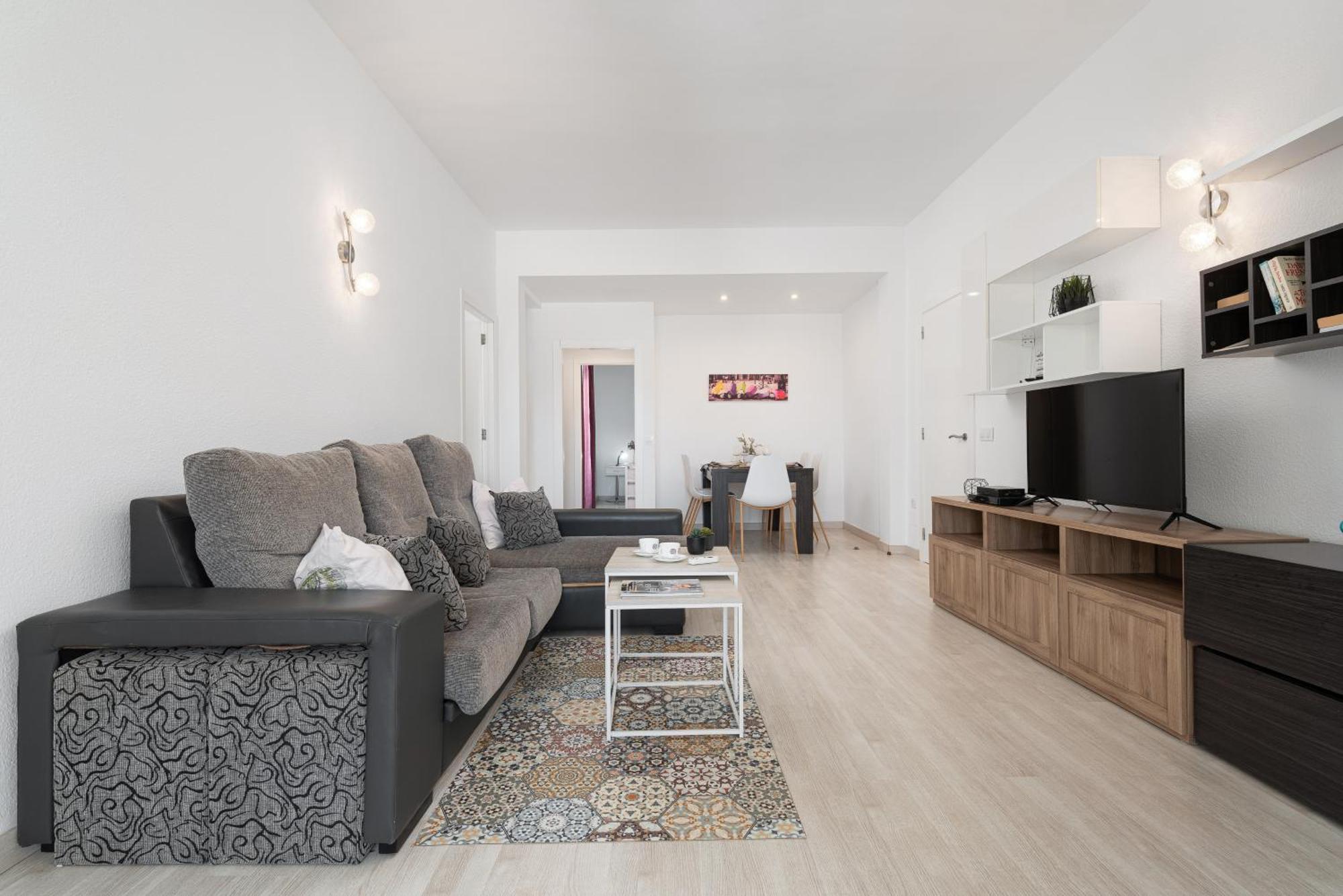 Apartment Xara Torres, At The Beach Of Alcudia Port de Alcudia  Eksteriør billede